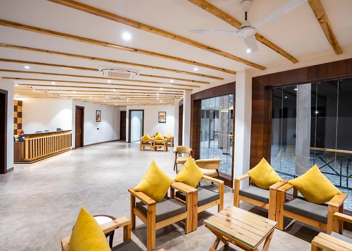 Shervani Pebbles&Pines Resort&Spa, Corbett