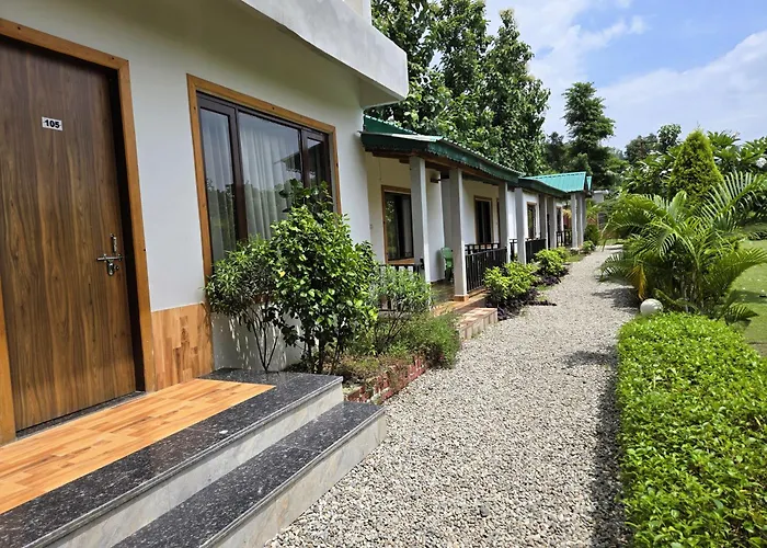 Corbett Mid Forest House - Near Dabka River